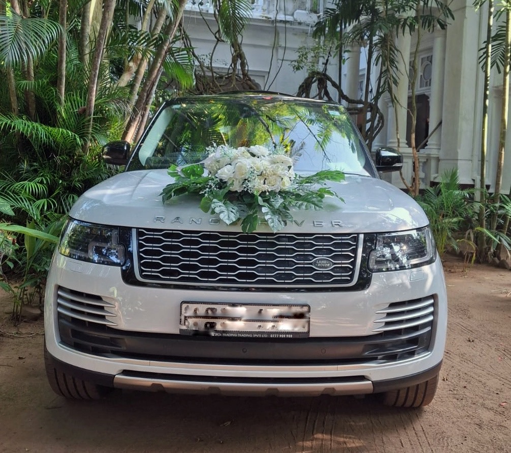 Range Rover Long Wheelbase (LWB)